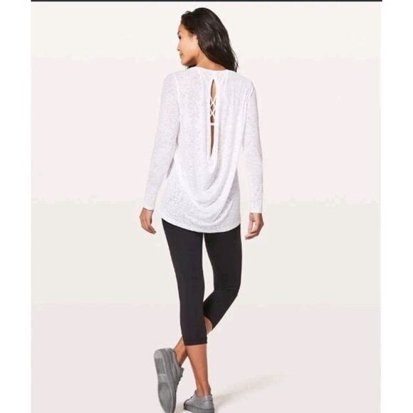 Lululemon Women’s Low-Key Burnout Long Sleeve Top M Open Back Spacedye White EUC - Picture 2 of 11